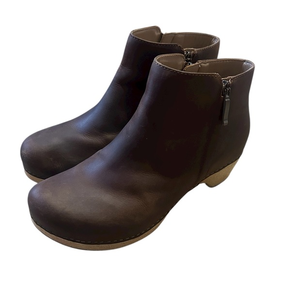 Dansko Womens Lizanne Oiled Pull Up Brown Leather Ankle Boots Clogs Size 40 - Picture 4 of 9